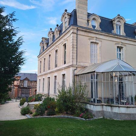 Les 5 Escales Bed and Breakfast Parthenay Exteriör bild