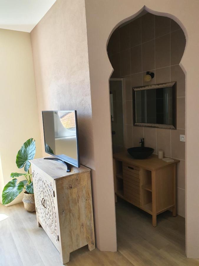 Les 5 Escales Bed and Breakfast Parthenay Exteriör bild