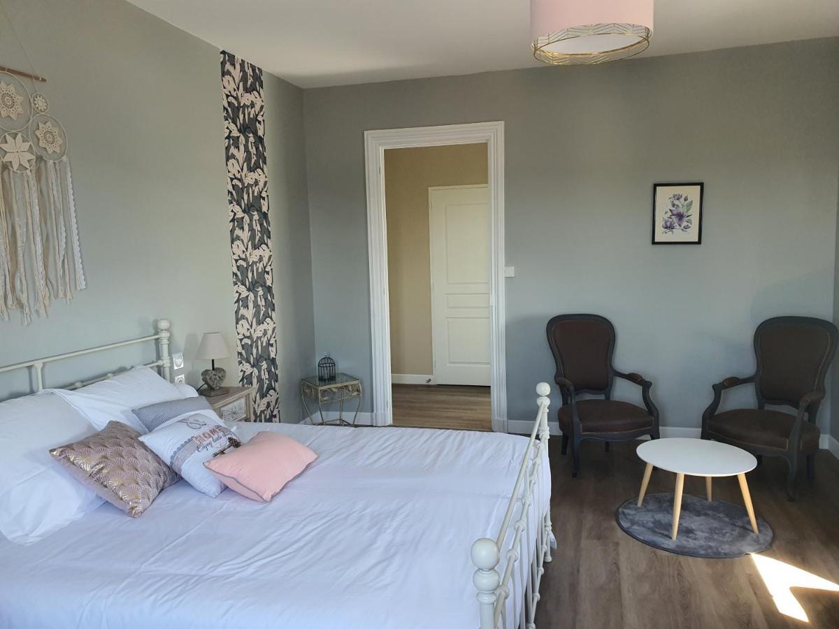 Les 5 Escales Bed and Breakfast Parthenay Exteriör bild