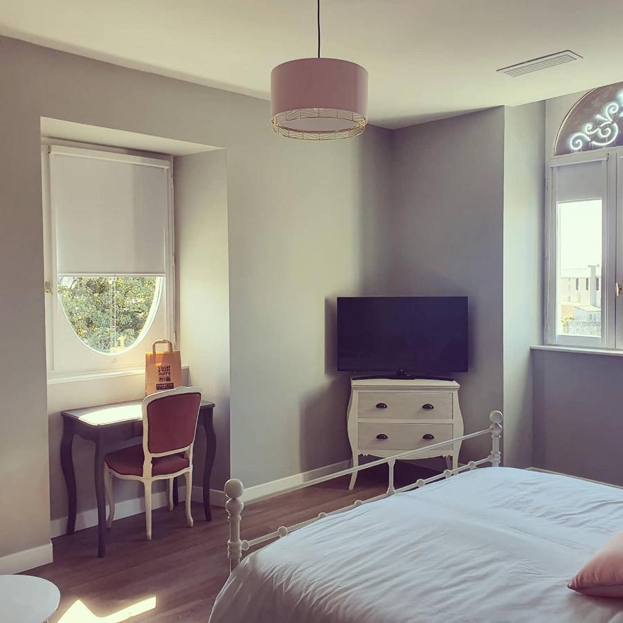 Les 5 Escales Bed and Breakfast Parthenay Exteriör bild