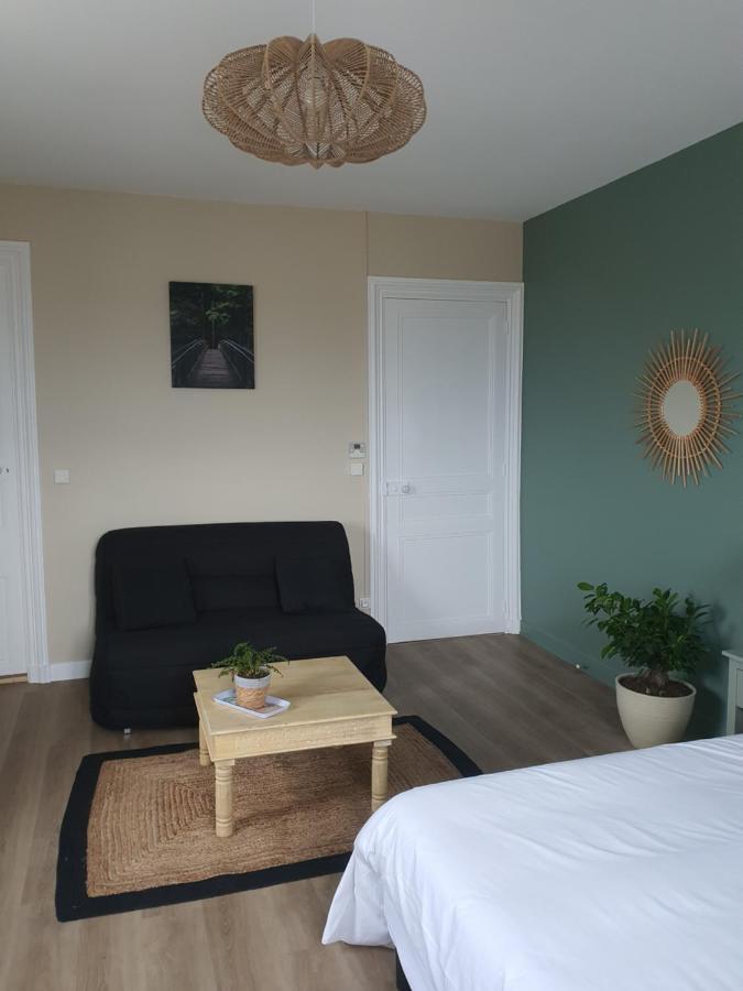 Les 5 Escales Bed and Breakfast Parthenay Exteriör bild
