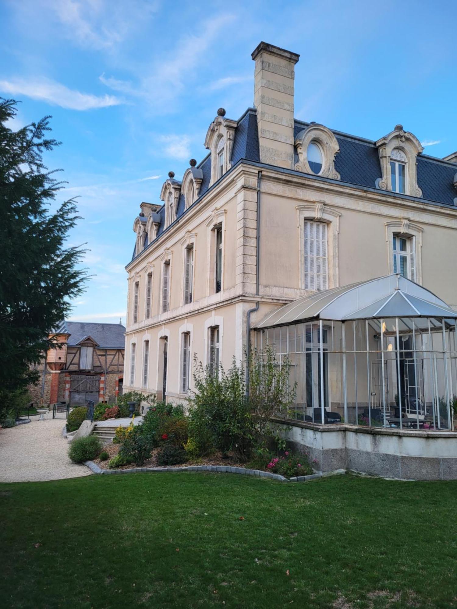 Les 5 Escales Bed and Breakfast Parthenay Exteriör bild