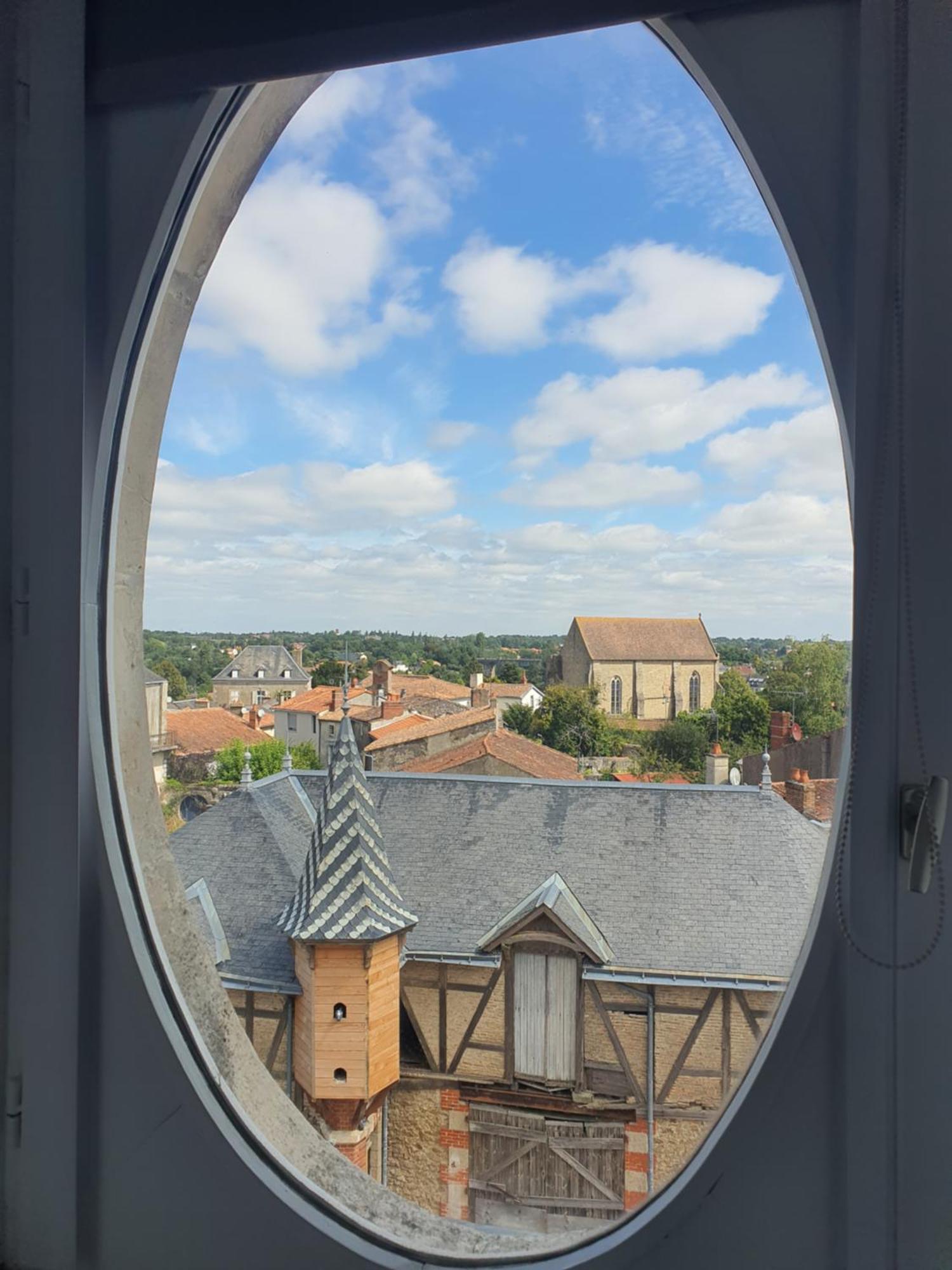 Les 5 Escales Bed and Breakfast Parthenay Rum bild